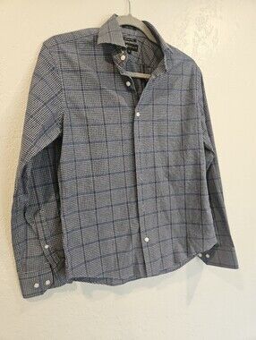 Neiman Marcus Slim Fit Mens  Checked Button Down Dress Shirt Size S 100% Cotton.